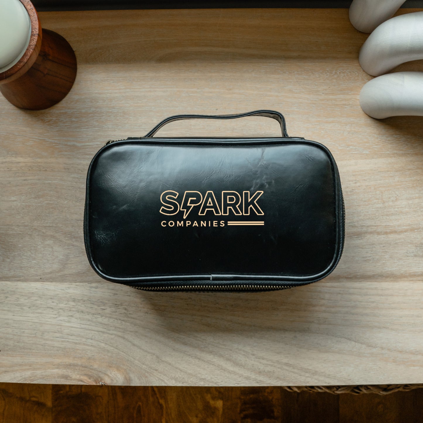 [Christmas Shop] Spark Companies Vegan Leather Toiletry Bag